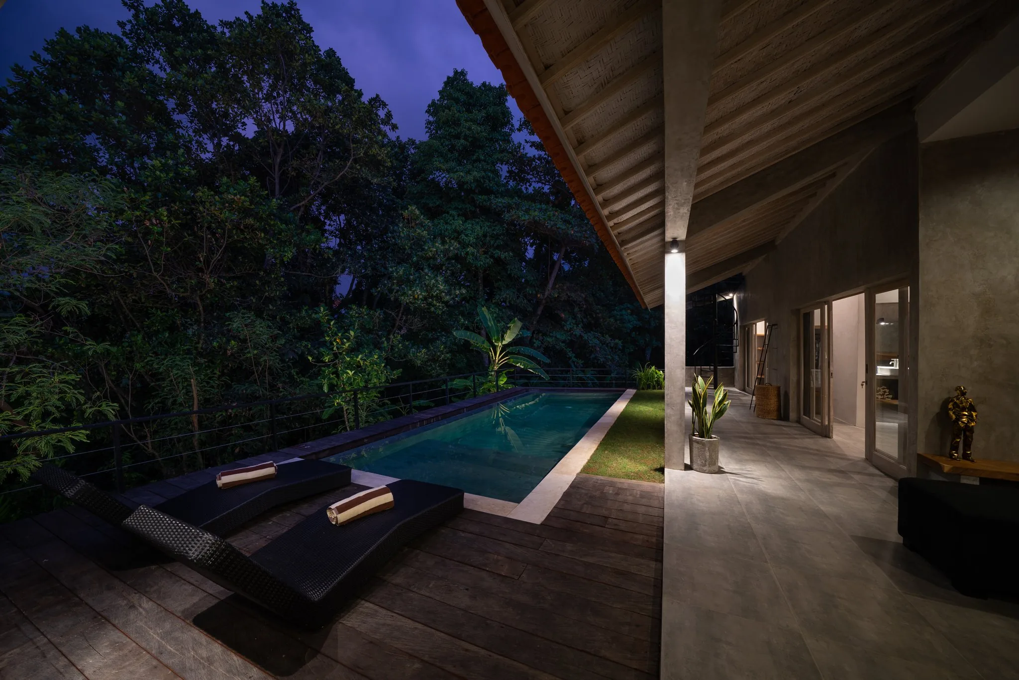 INFINITY villa at night