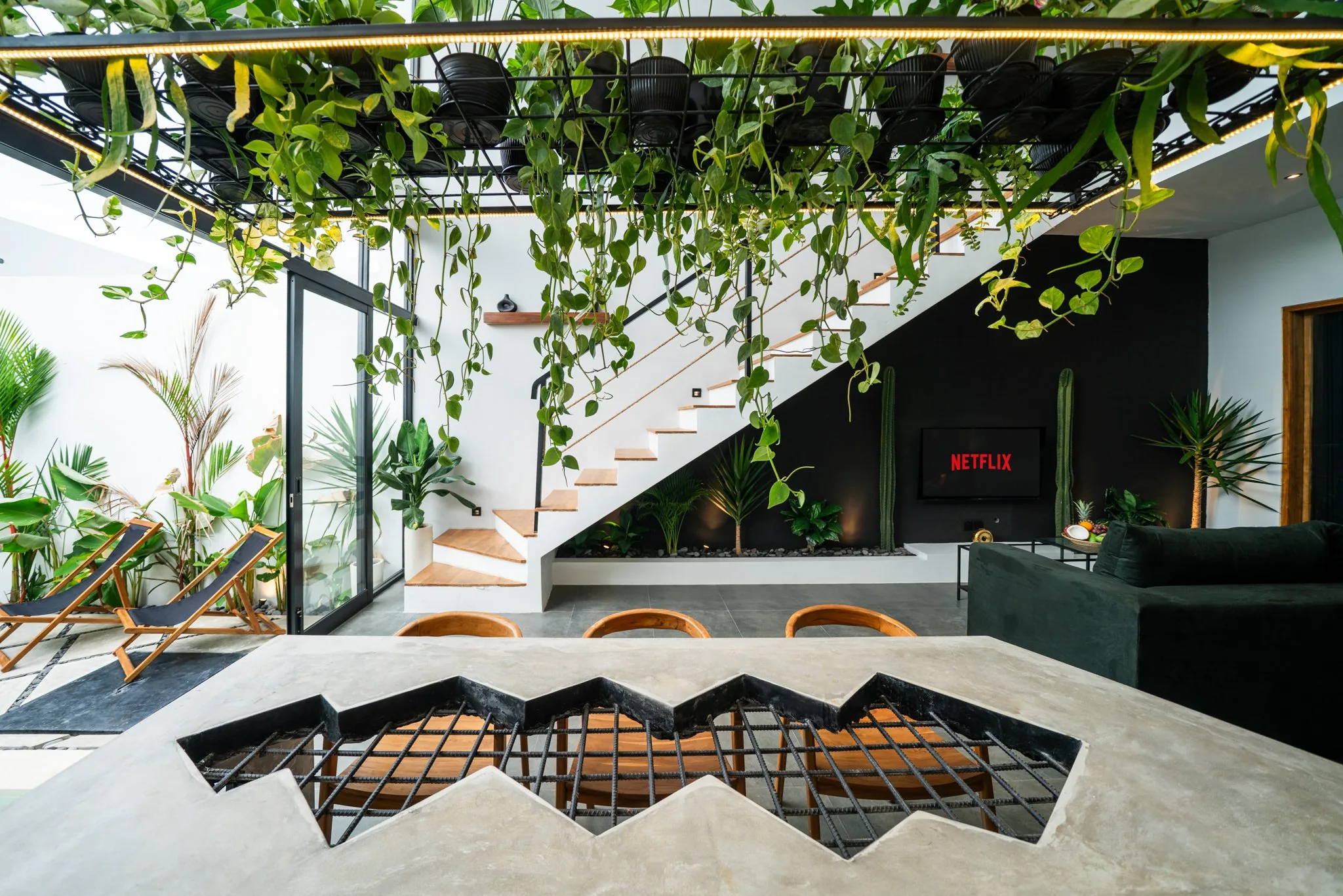 LOFT 2