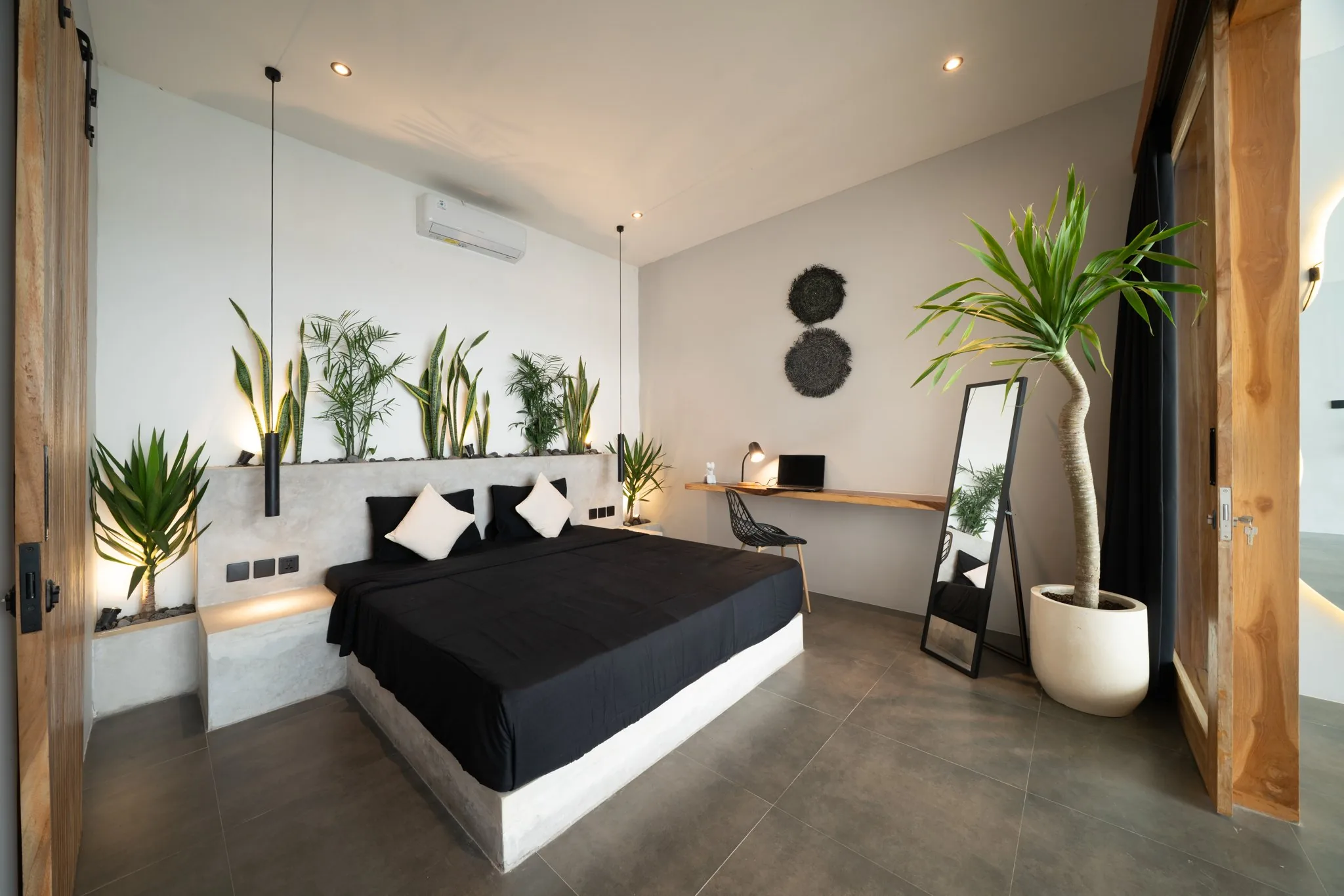 LOFT 2