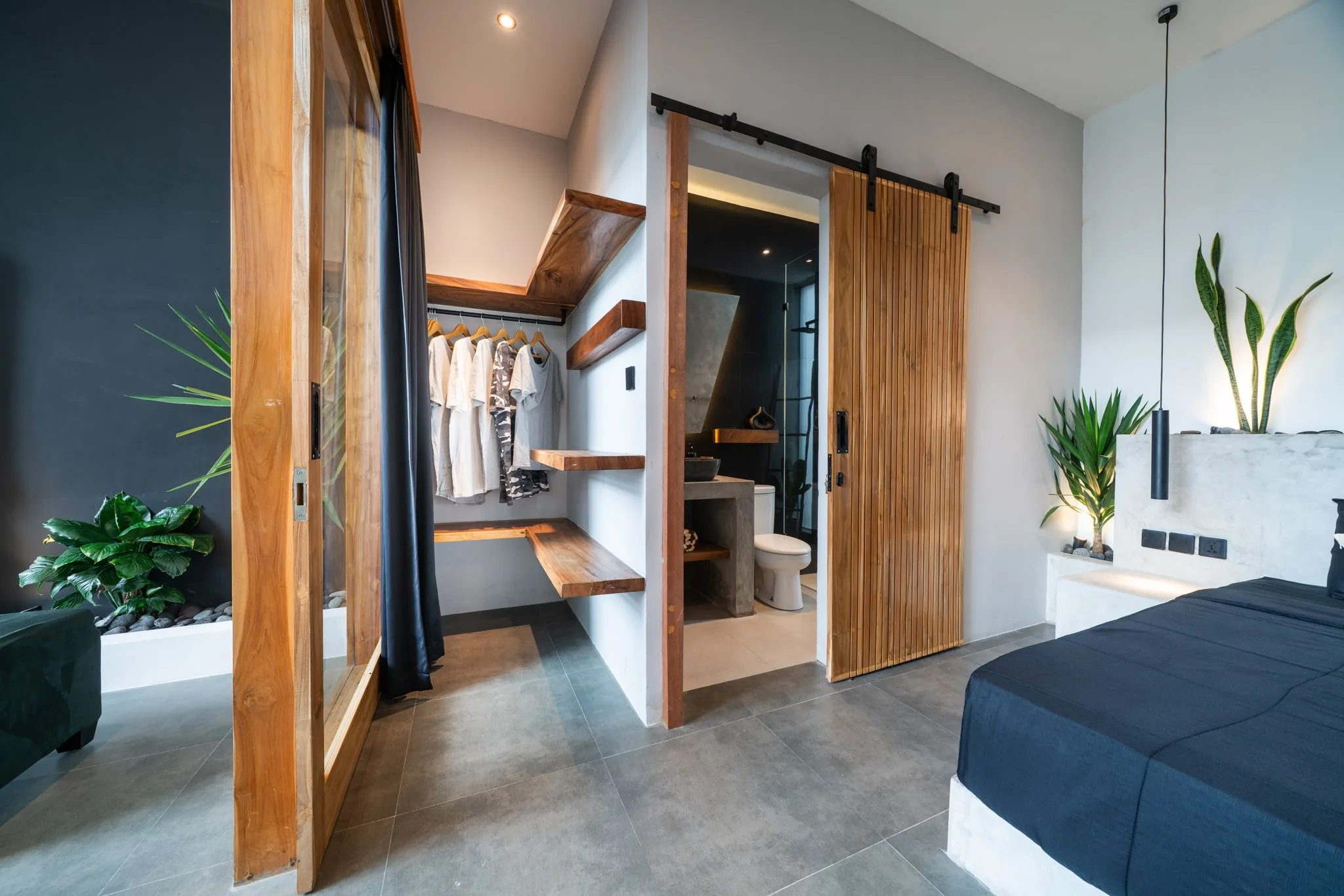 LOFT 2