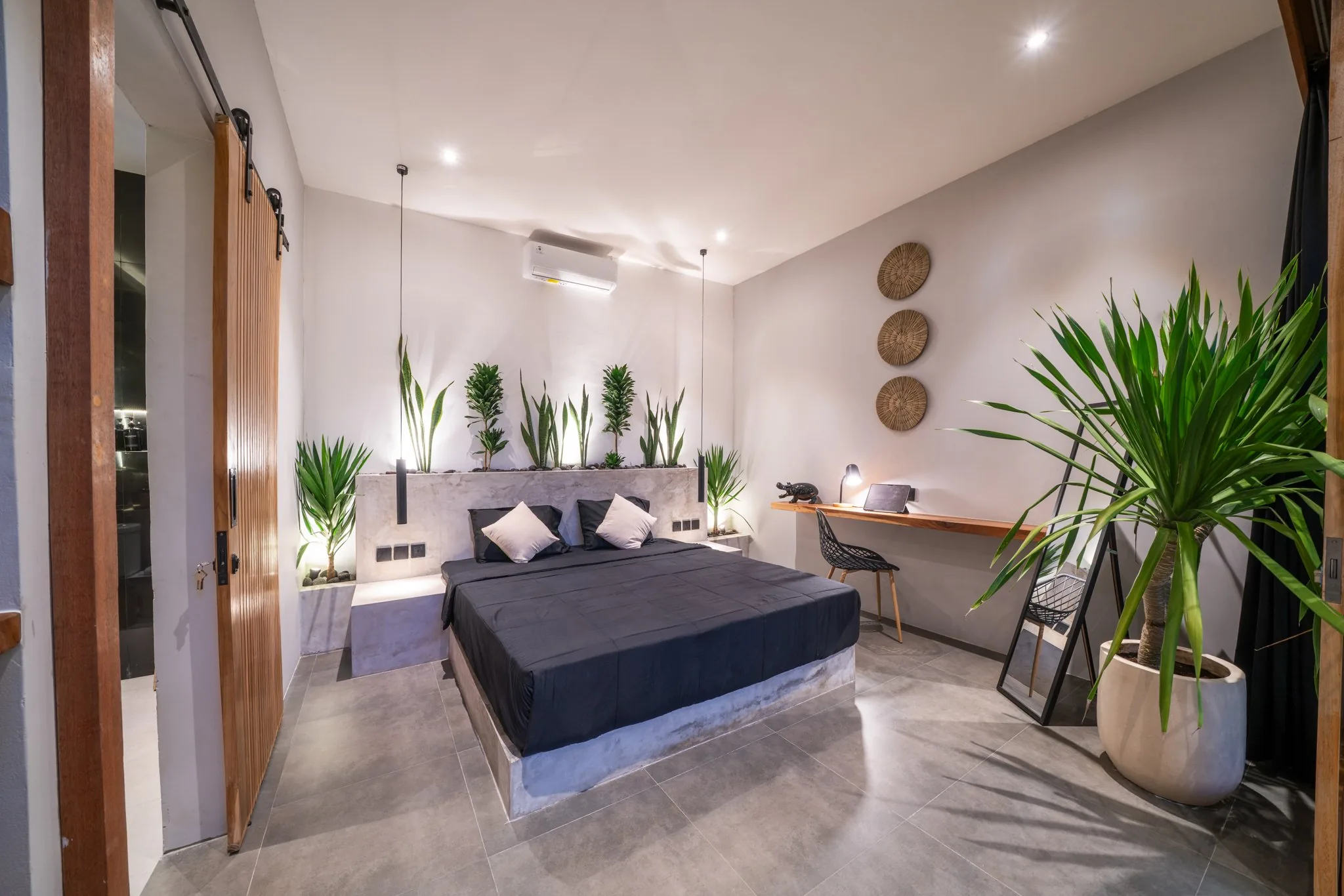 LOFT 2
