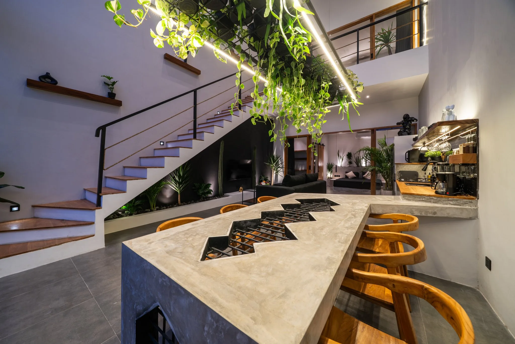 LOFT 2