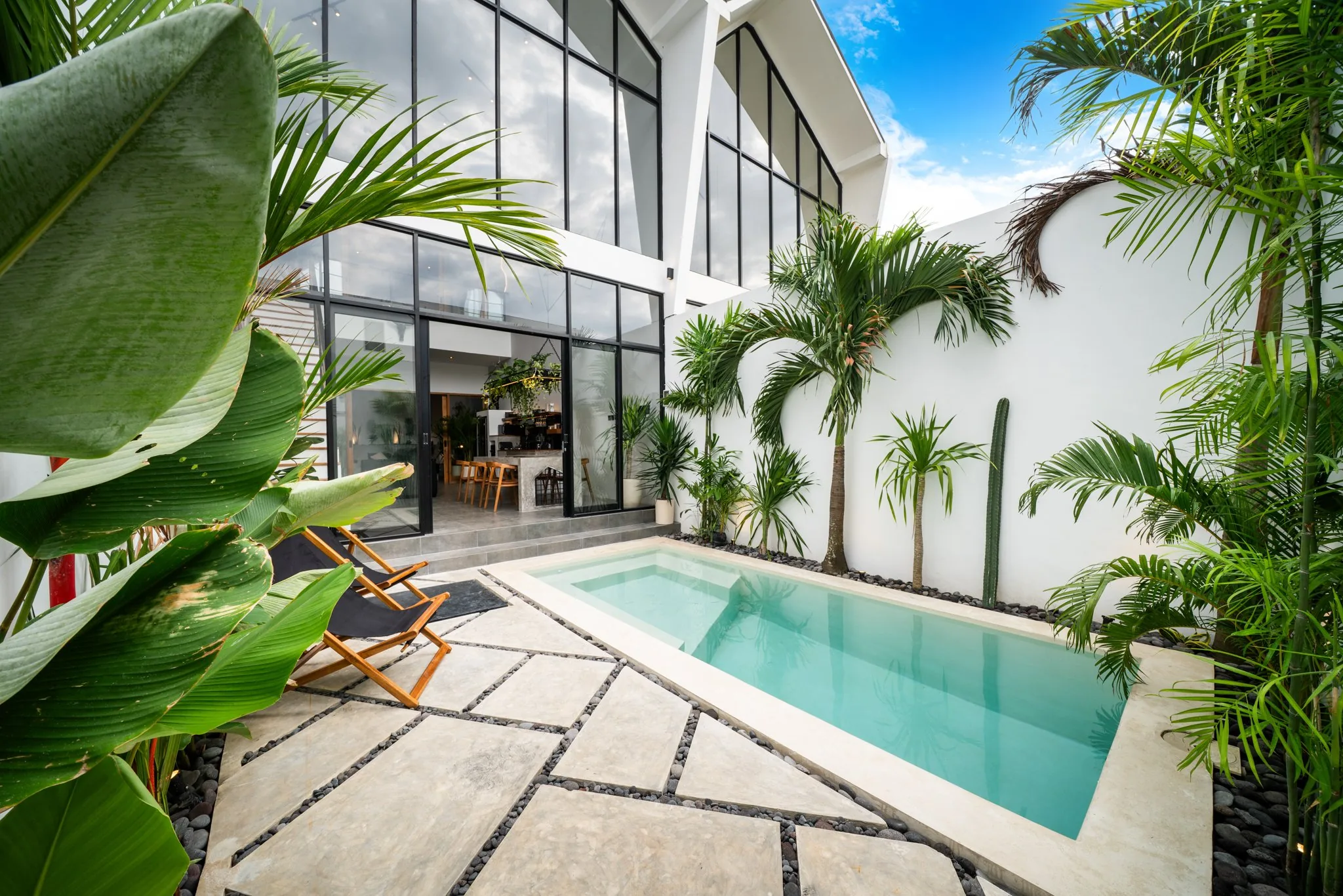 LOFT 2