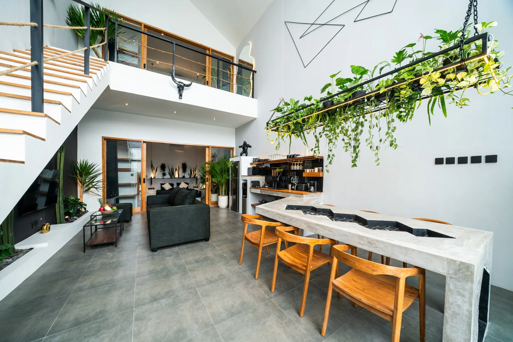 LOFT 2
