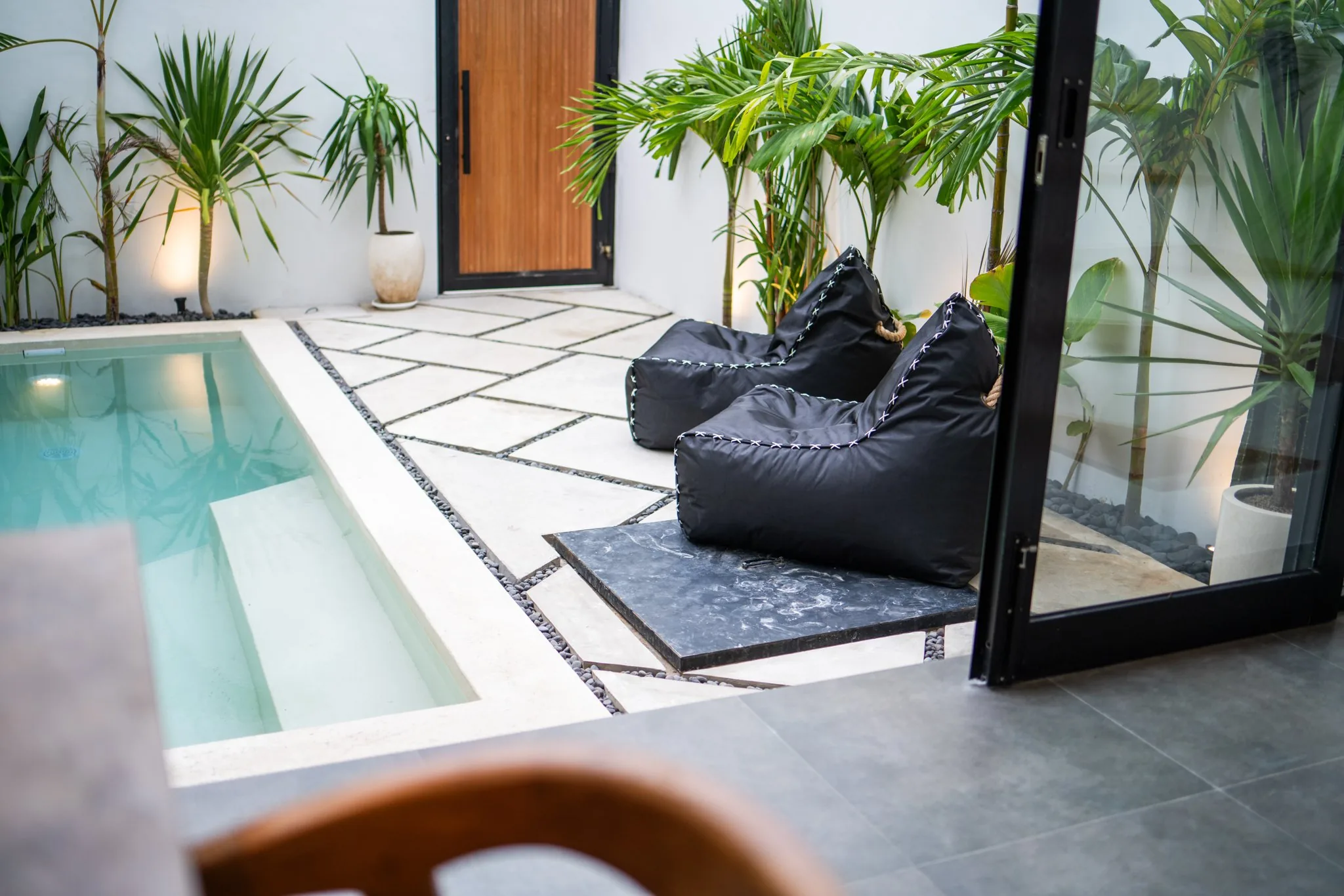 LOFT 3