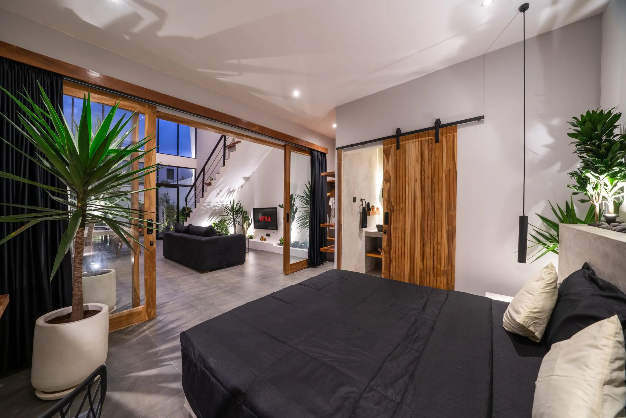 LOFT 4